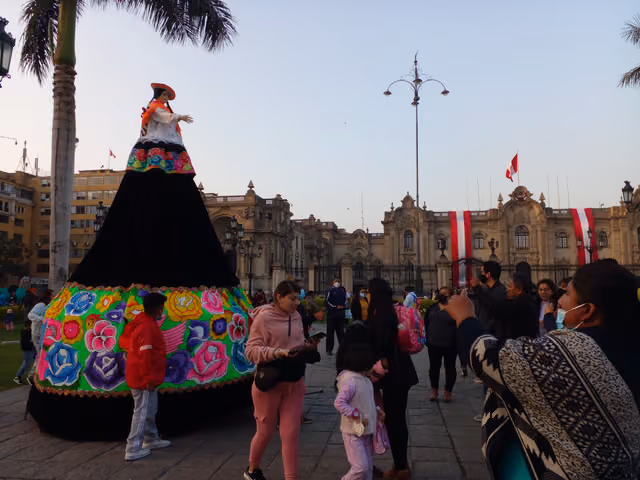 Historical memory, diversity in Peru and custom: decoration 05, shot 01