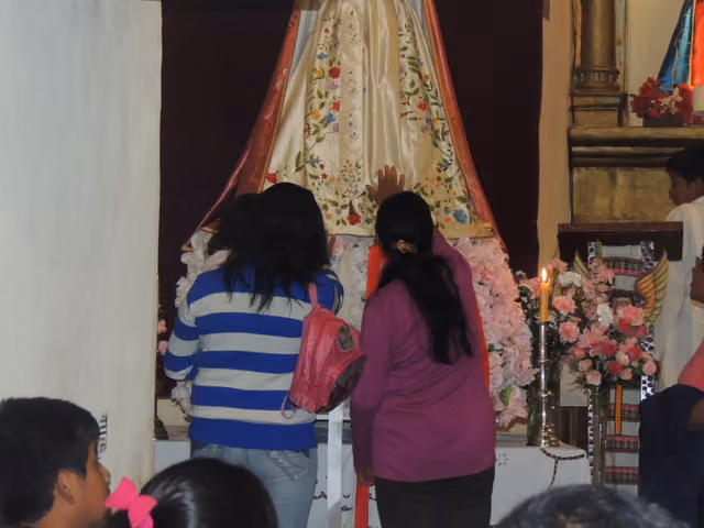 Devotos rinden homenaje a la Virgen de Candelaria en Molinos