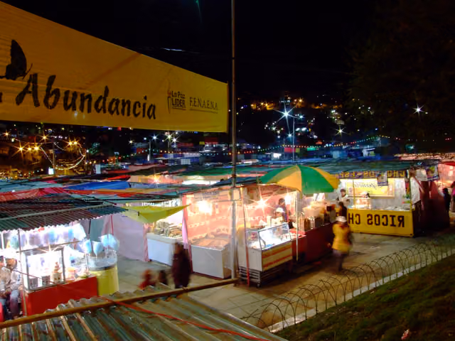 Vista de la feria de Alasitas 2010 en La Paz