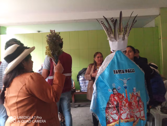 Tayta Palli costume