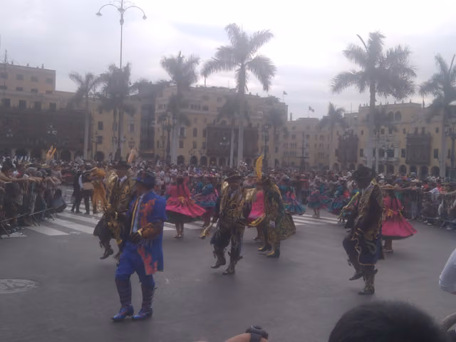 Street procession in Lima for the Feast of the Virgin of Candelaria 2025 (1189)