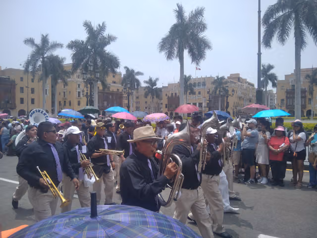 Pasacalle in Lima for the Feast of the Virgin of Candelaria 2024 (302)
