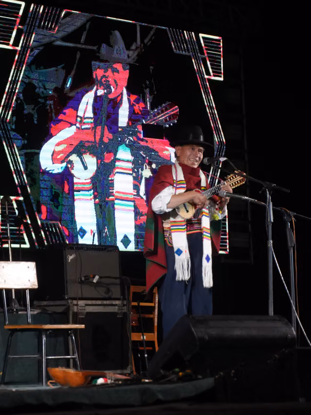 Participant in the Kalampeo category of the Aiquile Charango Festival 2025