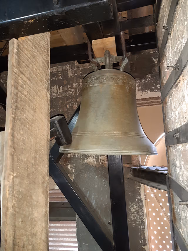 Campana del reloj de la Basílica del Voto Nacional, Bogotá