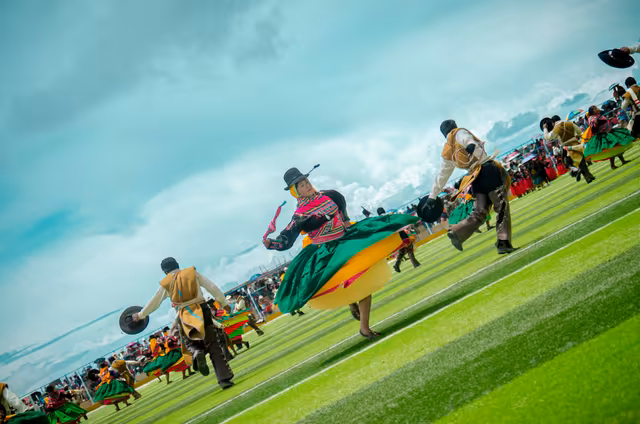 K’ajelo dance at the Jach’a Anata Phunchawi carnival in Ácora 2025