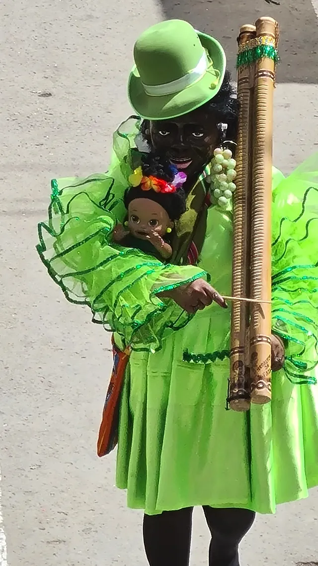 Negrita dancer, Oruro Carnival (4)